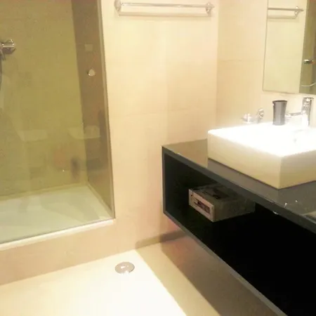 Apartment Turisticos Rocha Tower 9 *
